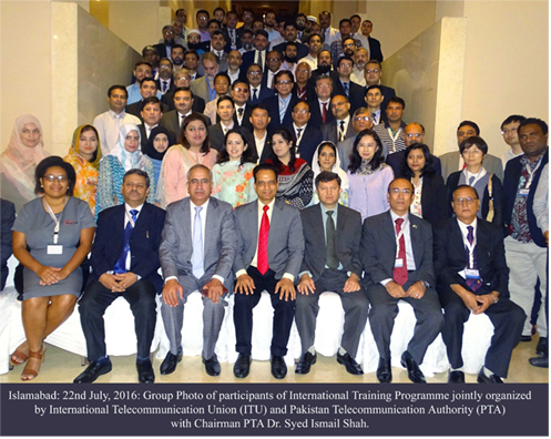 group photo of participants of ITU